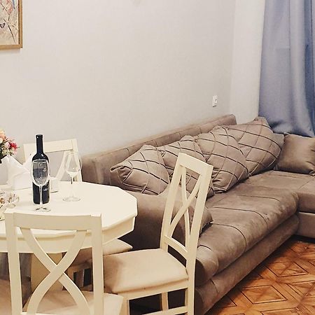 Sofiko Apartment In A Legendary Building Tiflis Exterior foto