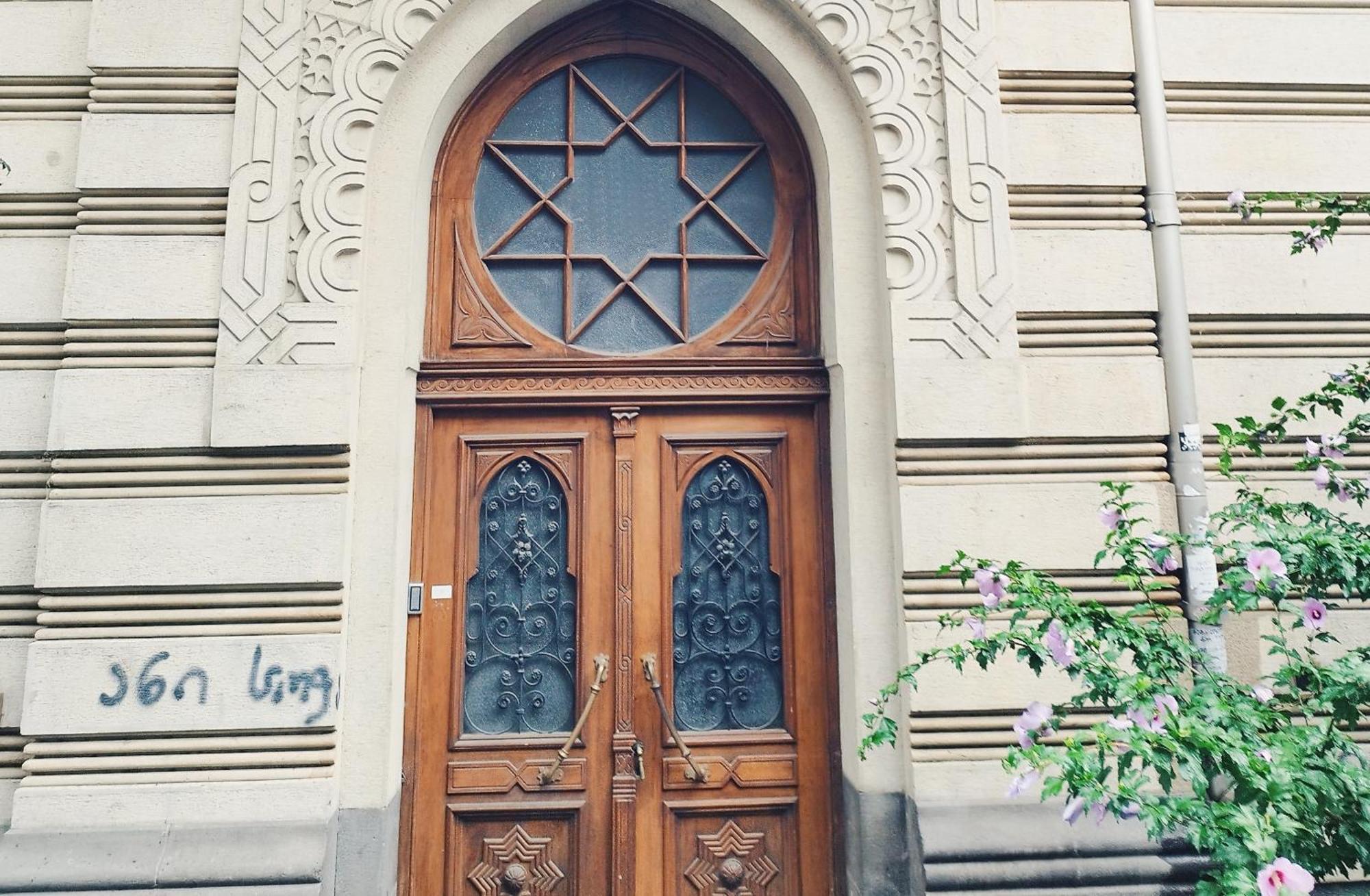 Sofiko Apartment In A Legendary Building Tiflis Exterior foto